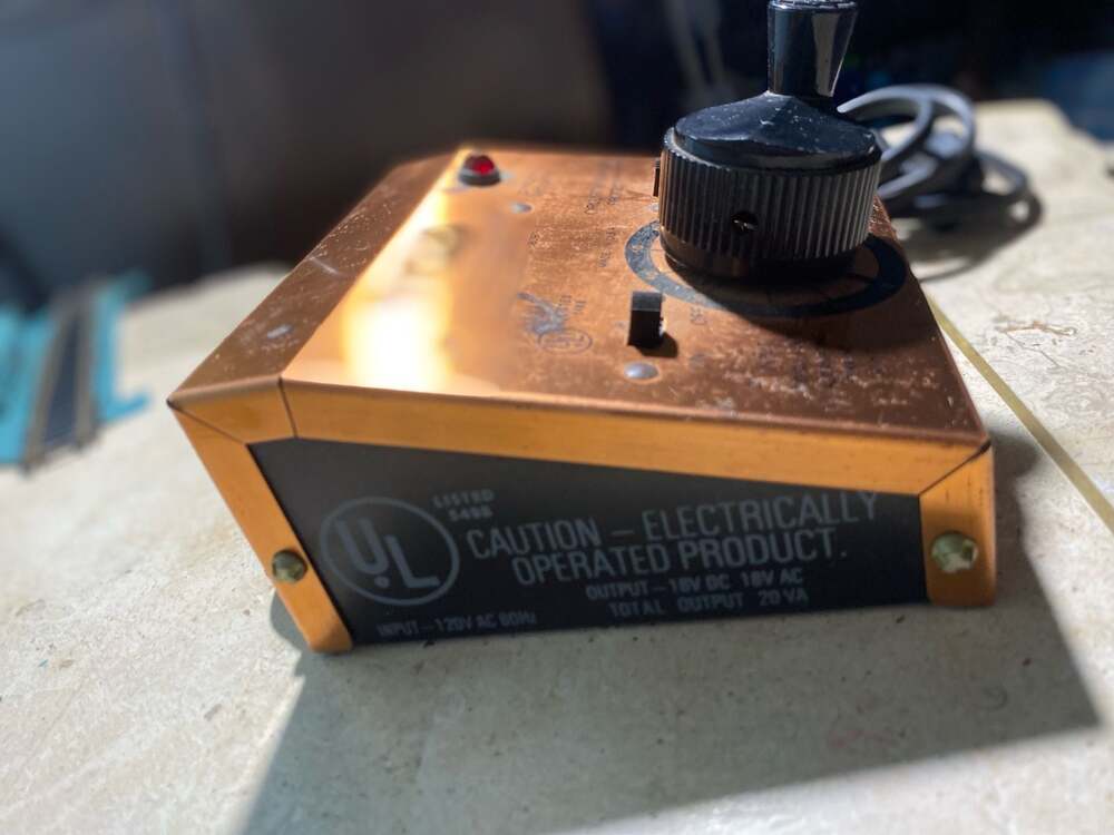 Vintage THROTTLEPACK 11O VOLTS TRAIN CONTROL MODEL 501 Transformer
